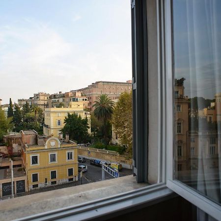 Amici Di Roma Apartment Екстериор снимка