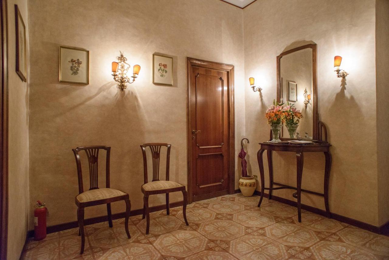 Amici Di Roma Apartment Екстериор снимка