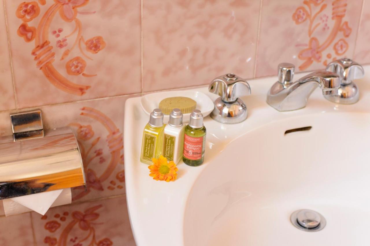 Amici Di Roma Apartment Екстериор снимка