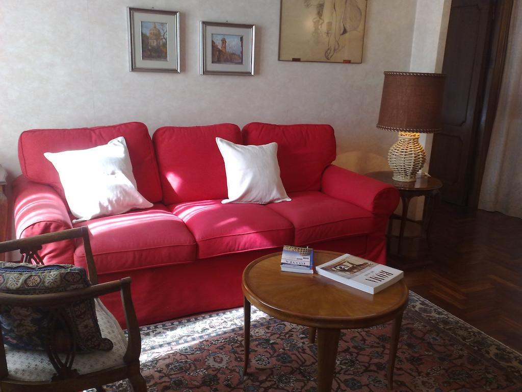 Amici Di Roma Apartment Екстериор снимка